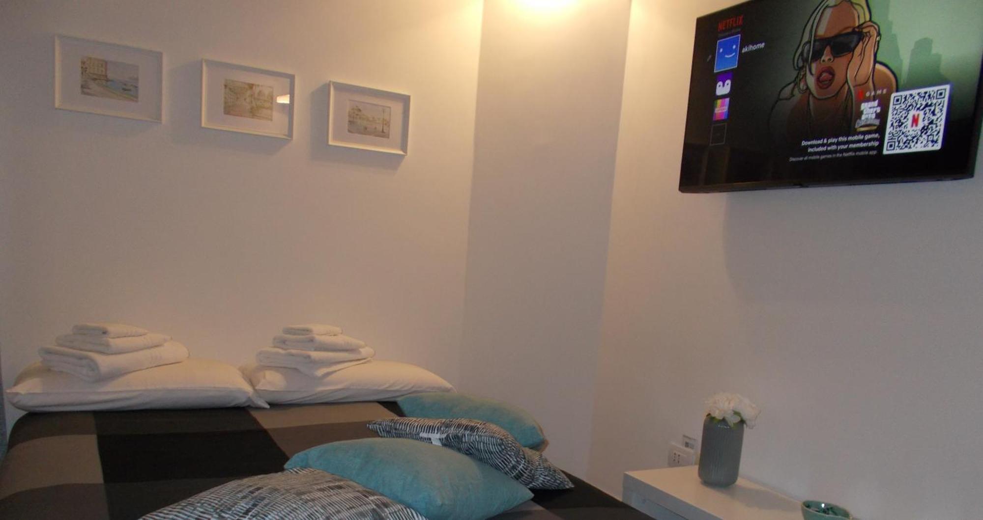 Akihome Portanova Napoli Bagian luar foto