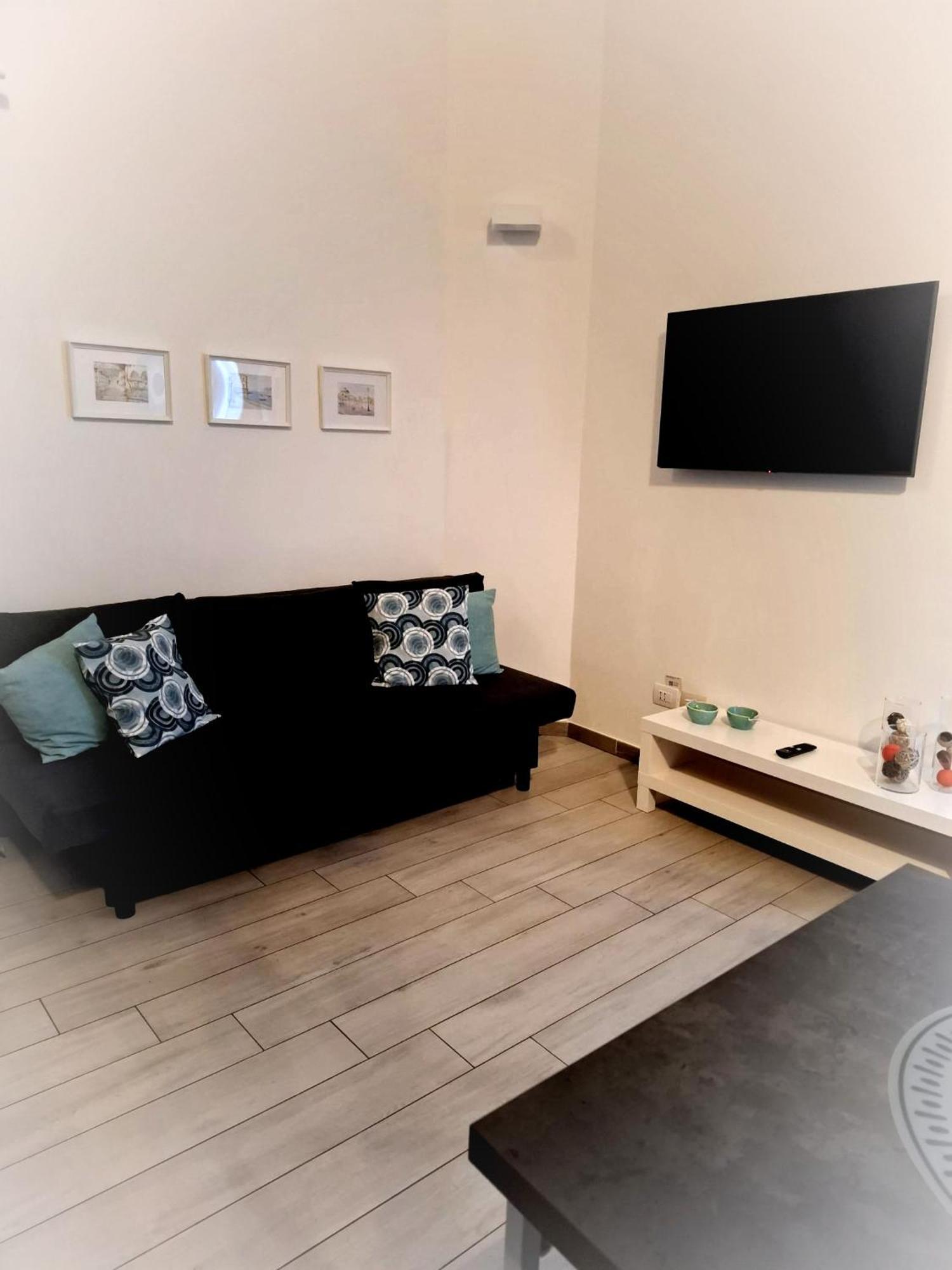 Akihome Portanova Napoli Bagian luar foto